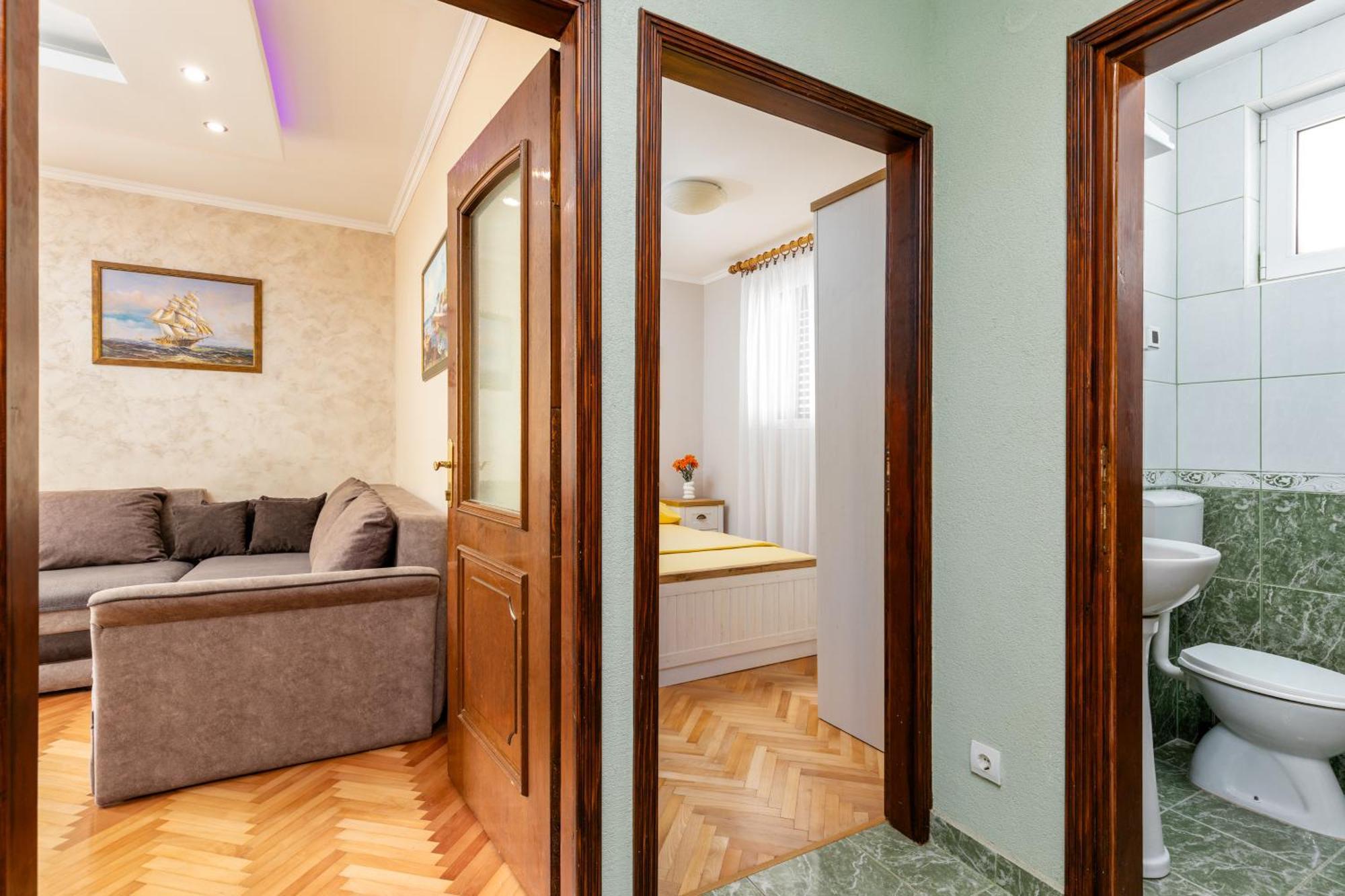 Apartment Dar & Mar Herceg Novi Esterno foto
